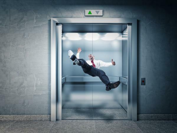 What does it mean to dream an elevator - Meaning of dreaming about an elevator that falls