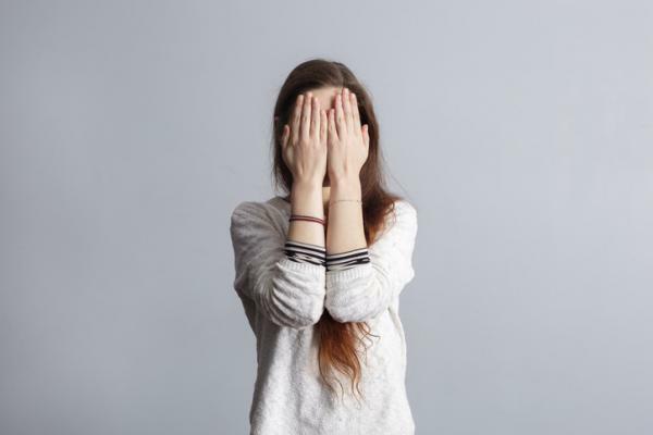 How to overcome shyness and insecurity