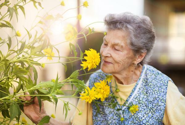 Tegevused Alzheimeri tõvega inimestele - lõhna stimulatsioon
