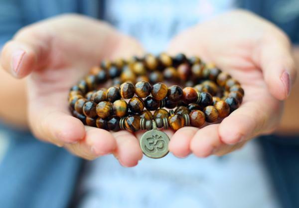 How to choose your mala bracelet to find your inner peace