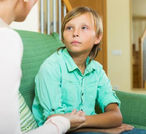 Hogyan kell kezelni egy autista gyermeket - Hogyan kell kezelni egy autista gyermeket otthon
