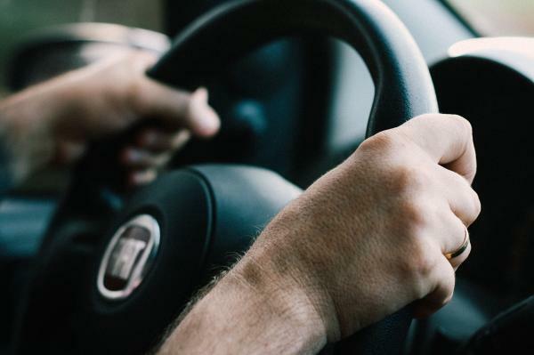 Kaip įveikti vairavimo ar amoksofobijos baimę - kas yra amaksofobija