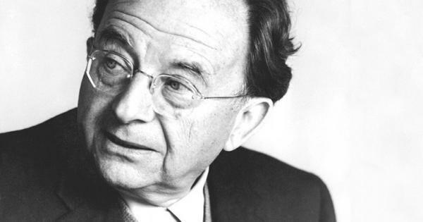 Erich Fromm and the ART of LOVING: summary and phrases