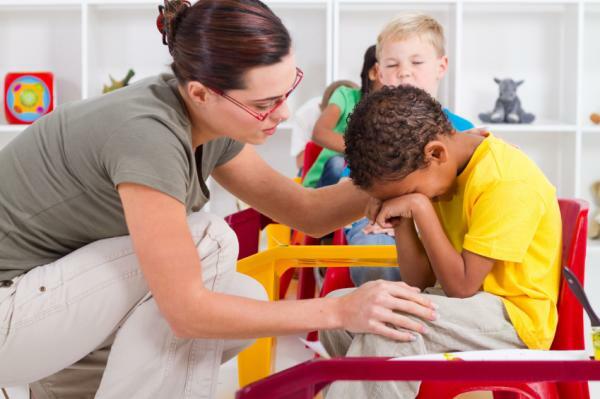 How to treat an autistic child - How to treat an autistic child in the classroom