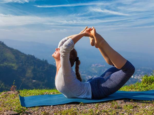 Arten von Yoga und ihre Eigenschaften - Vinyasa Yoga 