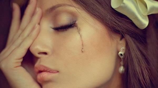 מה לעשות כשאתה בוכה ללא סיבה ספציפית