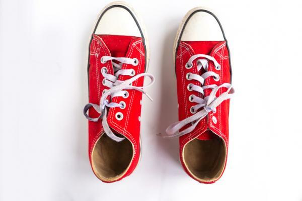 Hvad betyder det at drømme om sko - Betydning af at drømme om røde sko