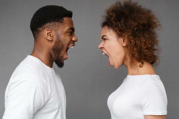 Bagaimana menanggapi orang yang agresif - Bersabarlah