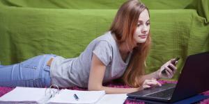 Symptoms of Internet Addiction in Teens