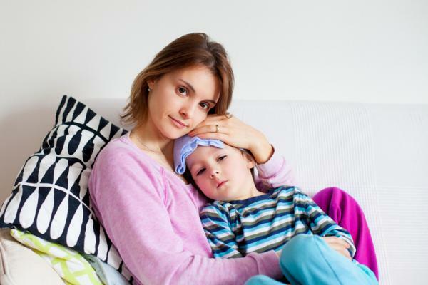 Munchausen syndrome by proxy: symptoms, causes and treatment - Munchausen syndrome by proxy: causes