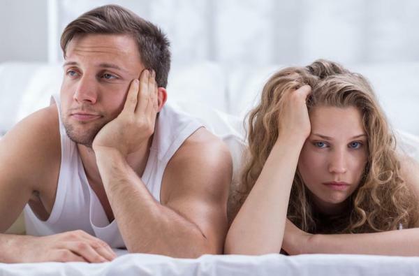 Kako vedeti, ali vas partner spolno ne privlači - Napačna komunikacija o spolnosti