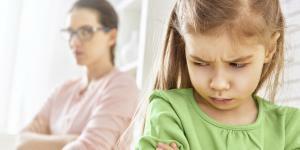 Τι να κάνω αν το παιδί μου λέει ότι με μισεί