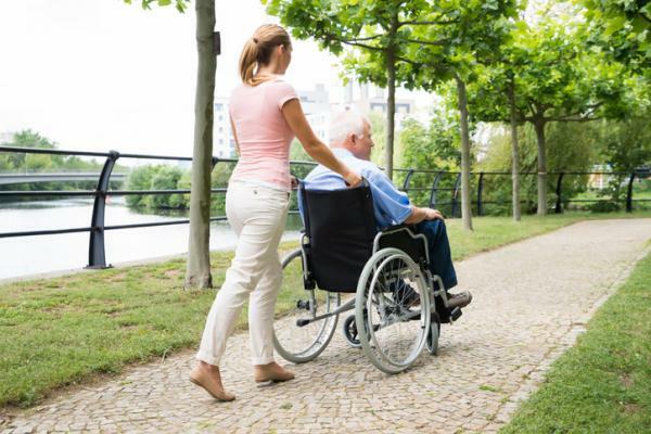 Caregiver syndrome: what it is, symptoms, phases and treatment