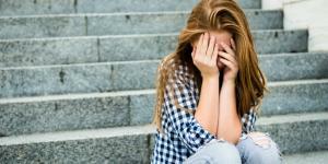 How to help a teenager with low self-esteem