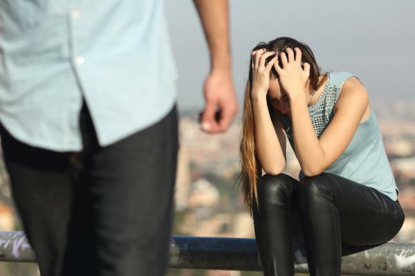 Как да преодолеем травматичната развод - симптоми на депресия след развод 