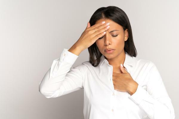 Aizdusa trauksmes dēļ: kas tas ir, cēloņi, simptomi un ārstēšana - Kas ir trauksmes aizdusa
