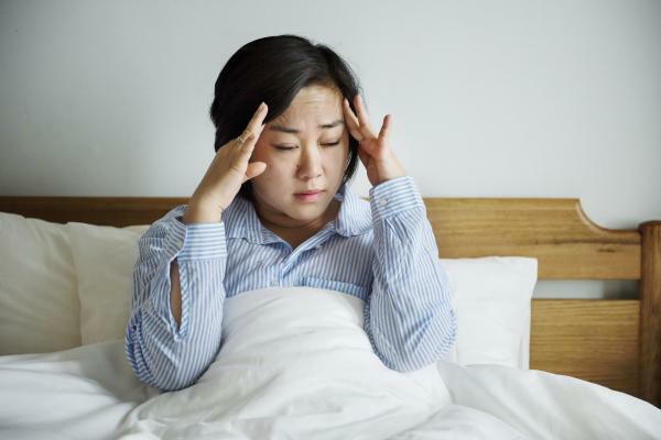 Kecemasan saat bangun tidur: gejala, penyebab dan pengobatan