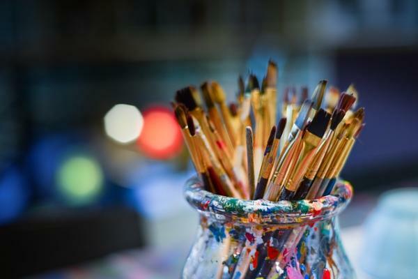 Art therapy and the online world
