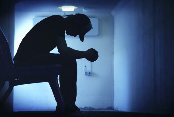 Suicidal behavior in patients at risk: study and analysis - Suicide at the legal level 