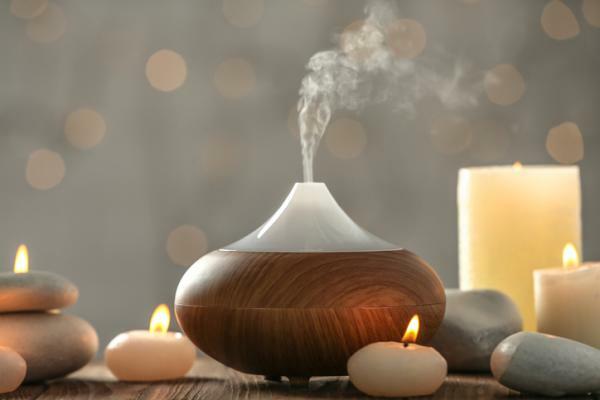 AROMATHERAPY: benefits and essential oils